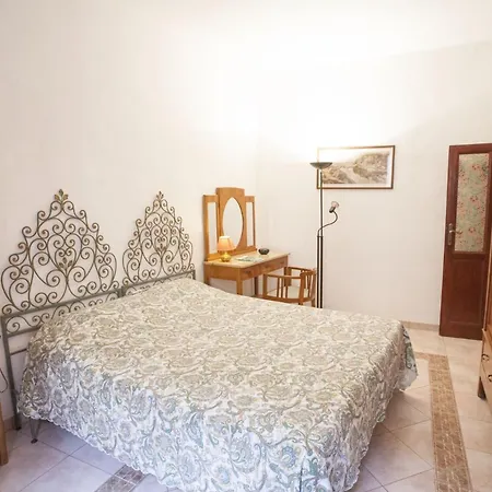 La Calata Sulla Darsena Apartment